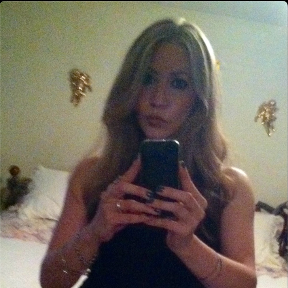 Meet your Posher, Karin